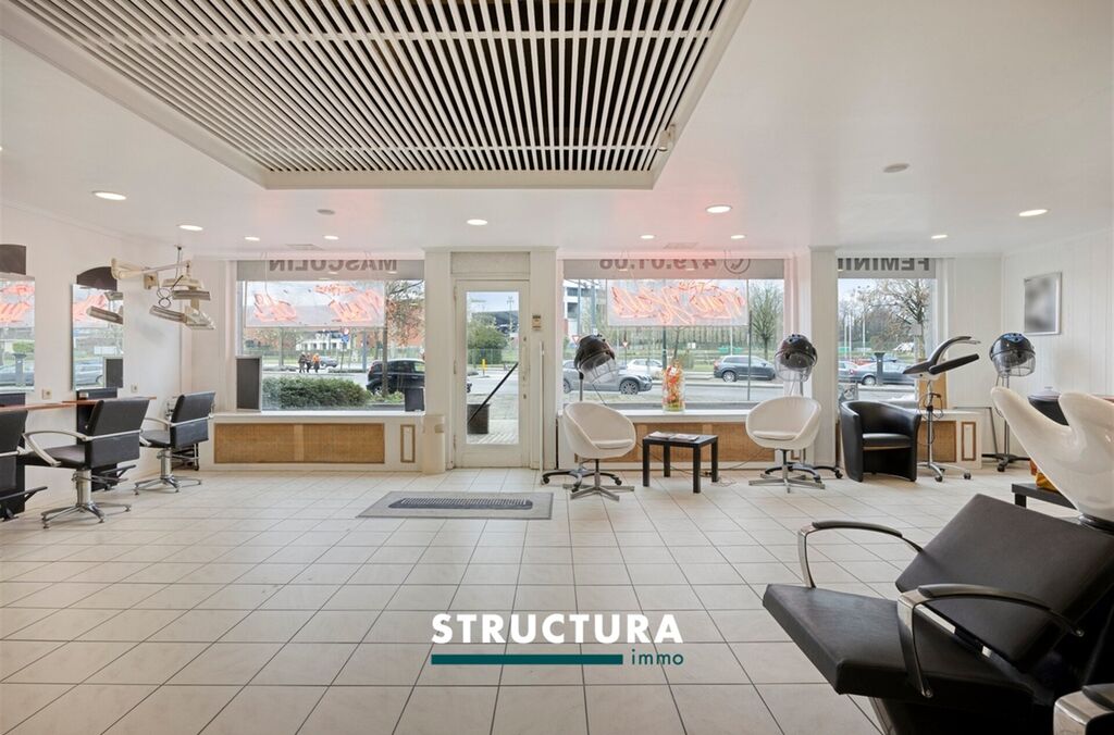 Handel-kantoor-opbrengst te koop in LAKEN (BRU.)