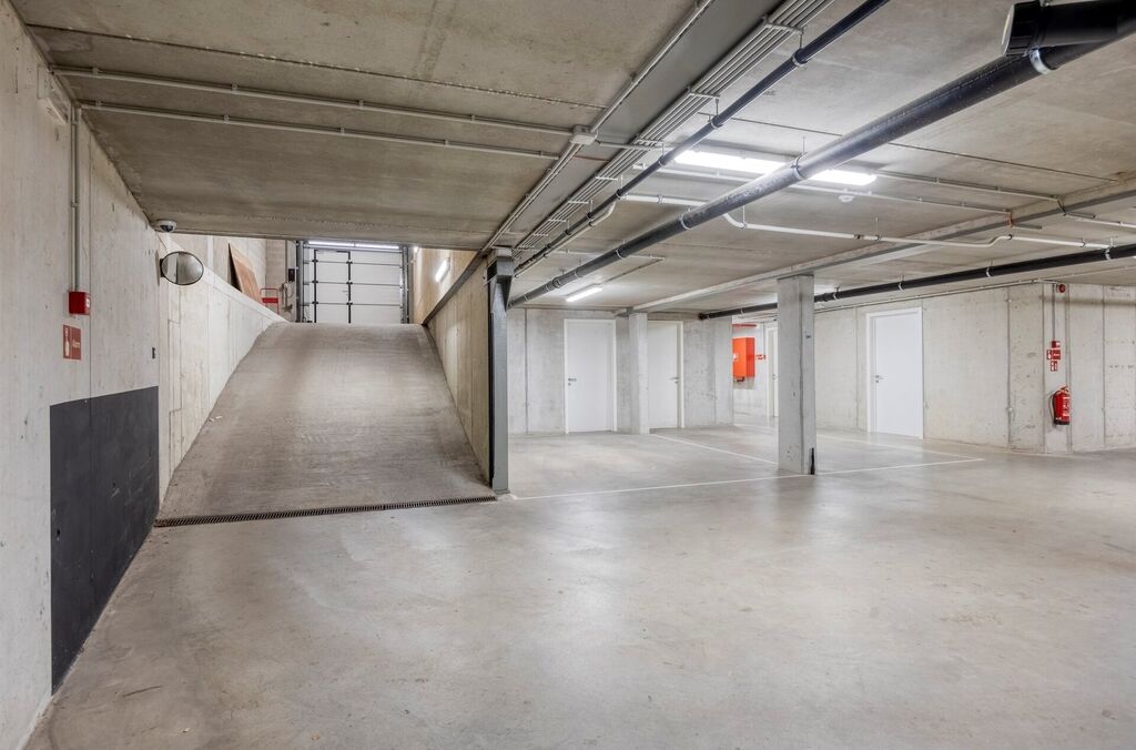 Handel-kantoor-opbrengst te koop in MERCHTEM