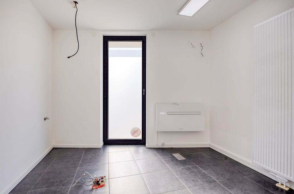 Handel-kantoor-opbrengst te koop in MERCHTEM