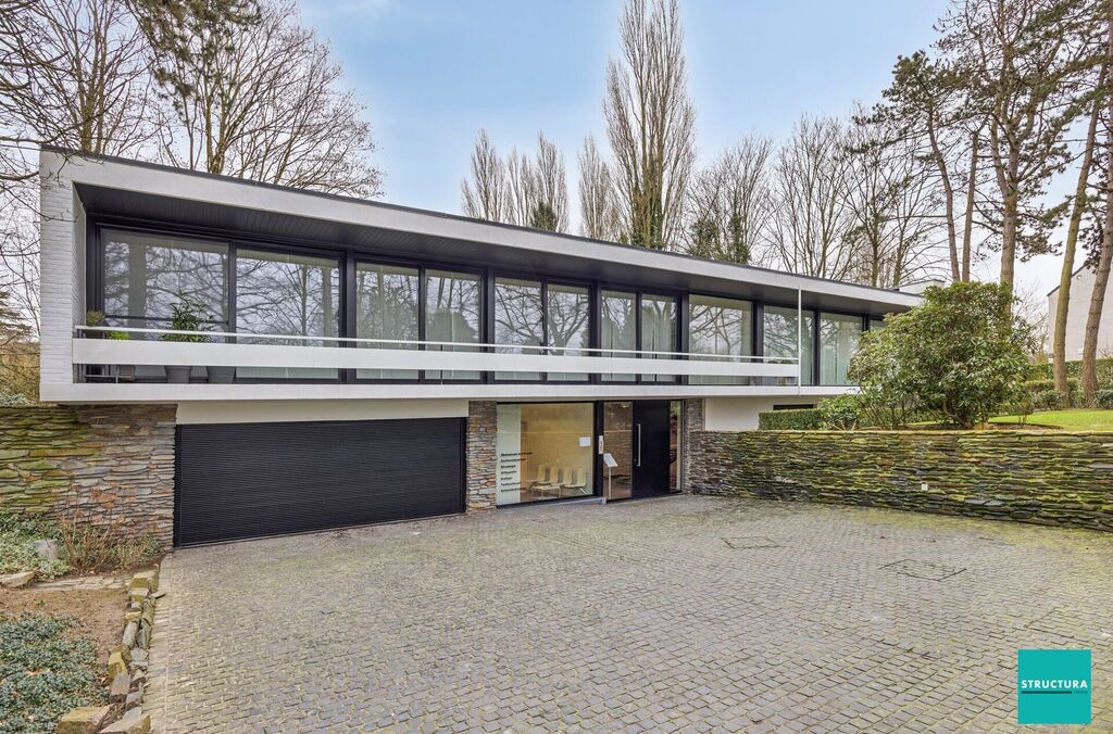 Handelsgelijkvloers te koop in MEISE