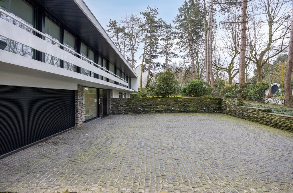 Handelsgelijkvloers te koop in MEISE