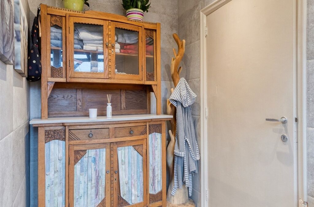 Handelspand met woonst te koop in VILVOORDE