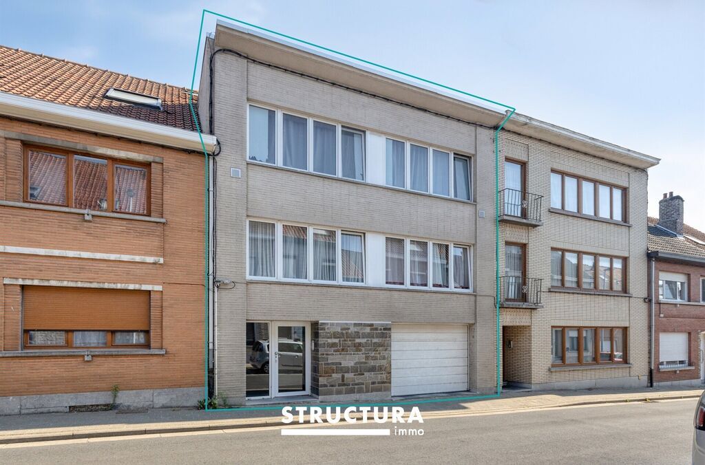Immeuble de rapport à vendre à ASSE