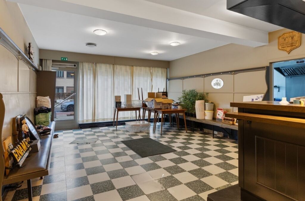 Immeuble de rapport à vendre à ASSE