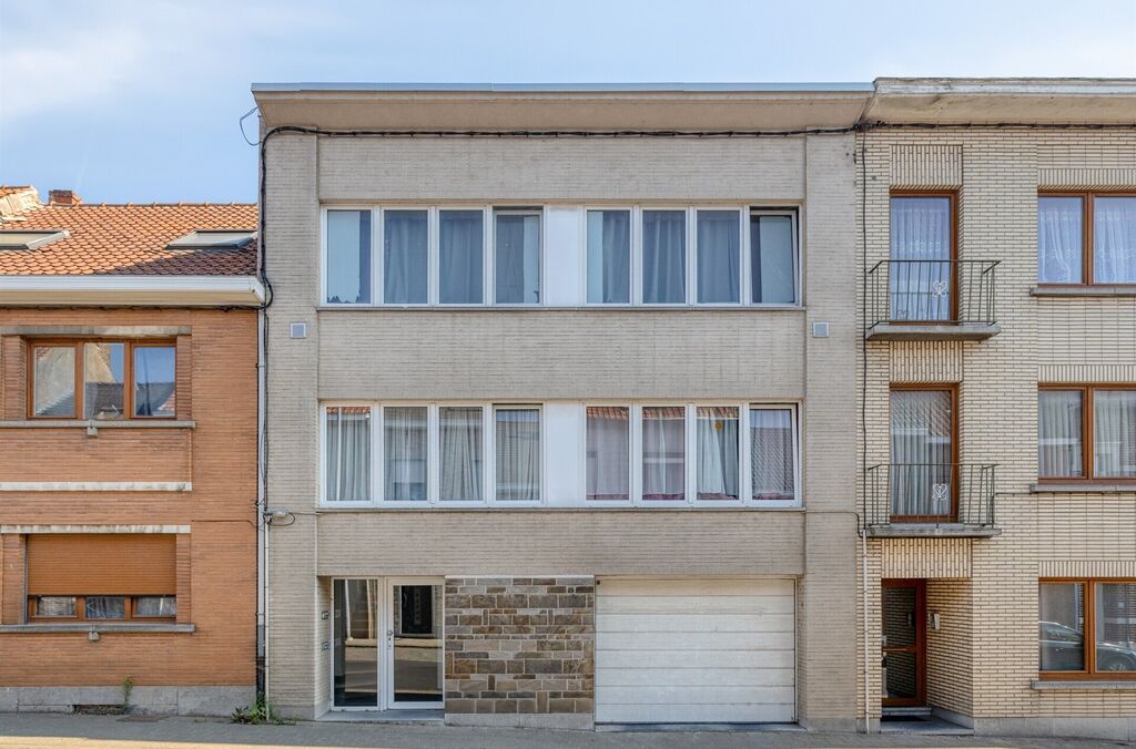 Immeuble de rapport à vendre à ASSE