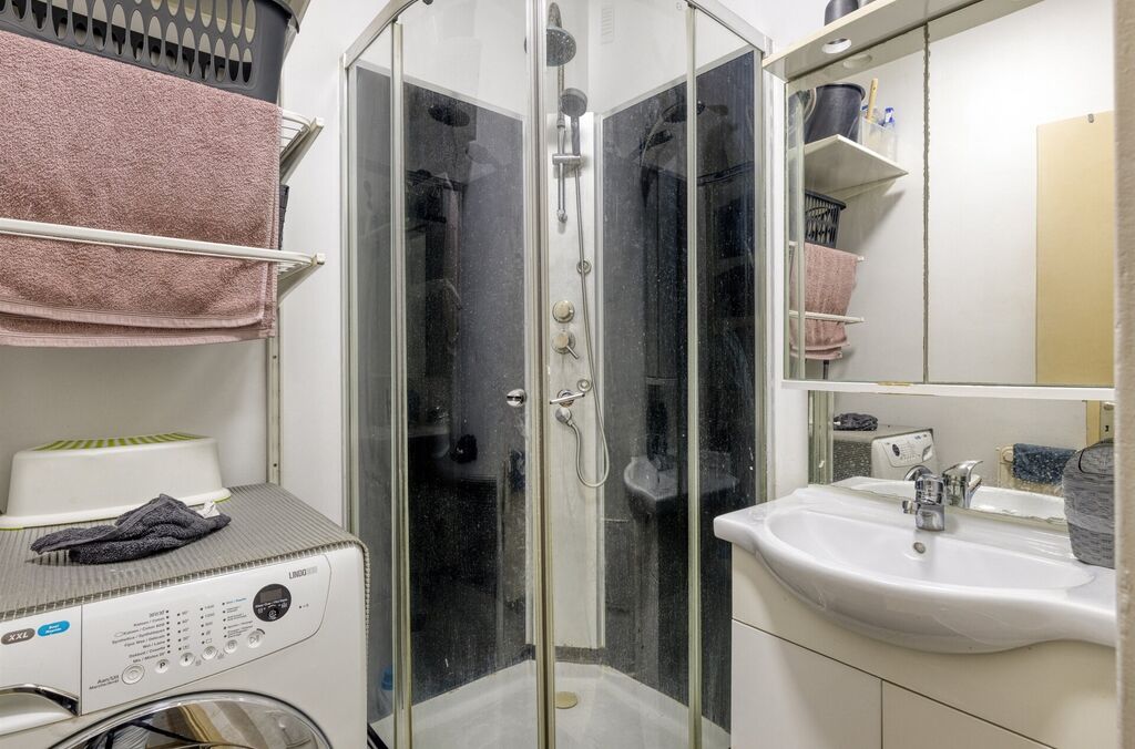 Immeuble de rapport à vendre à ASSE