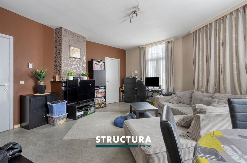 Immeuble de rapport &agrave; vendre &agrave; LAEKEN (BRU.)