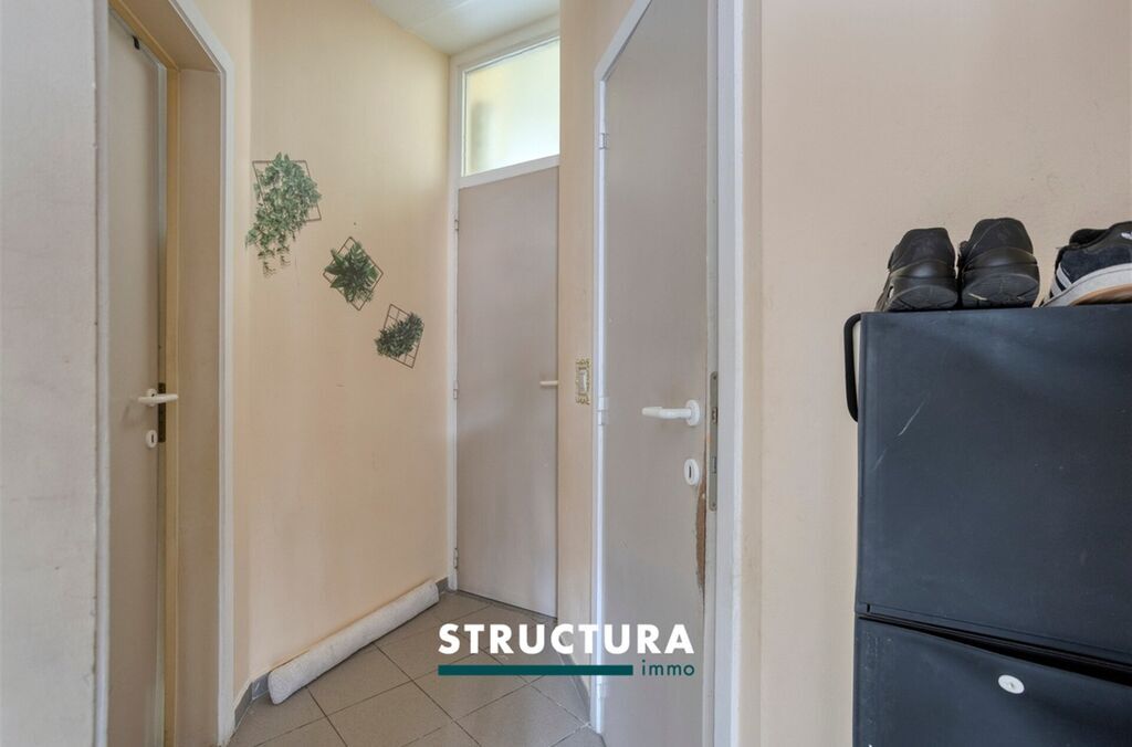 Immeuble de rapport &agrave; vendre &agrave; LAEKEN (BRU.)