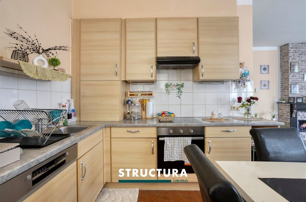 Immeuble de rapport &agrave; vendre &agrave; LAEKEN (BRU.)