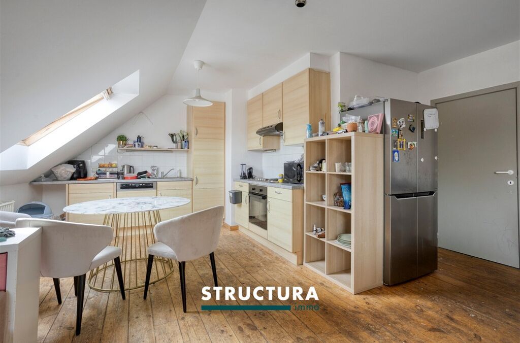 Immeuble de rapport &agrave; vendre &agrave; LAEKEN (BRU.)