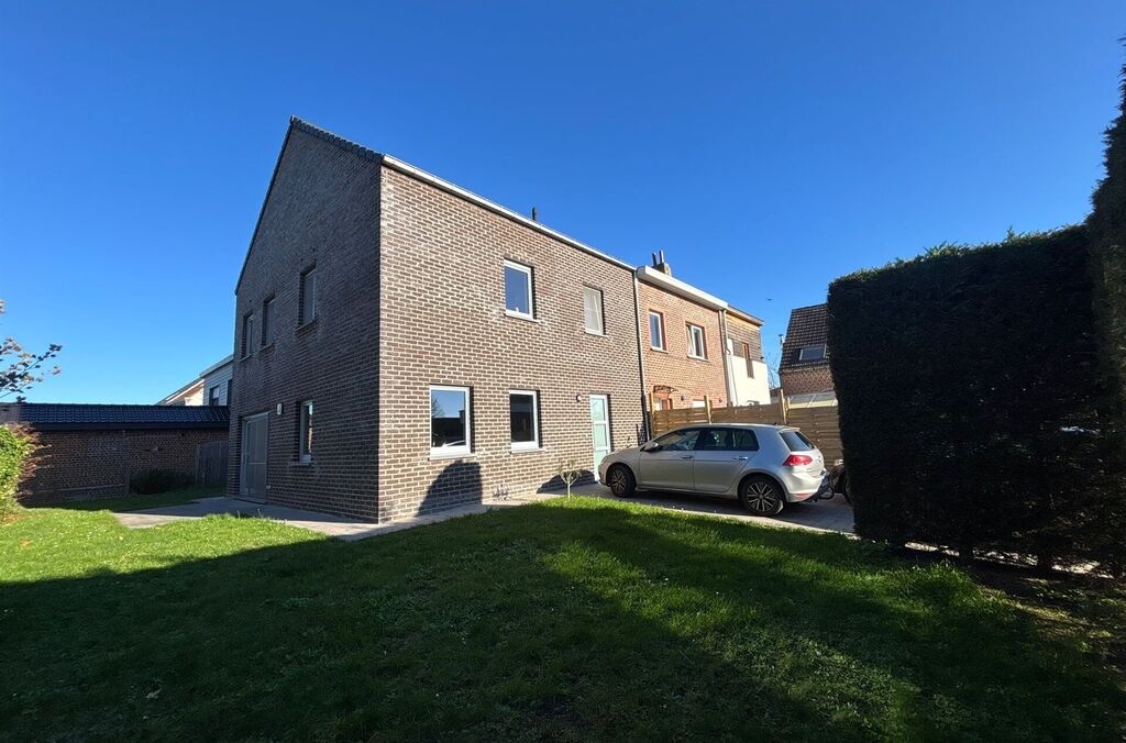 Maison à louer à ASSE