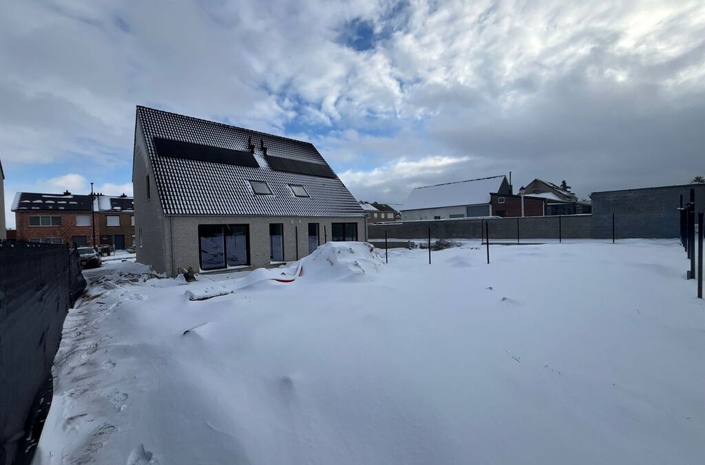 Maison &agrave; louer &agrave; OPWIJK