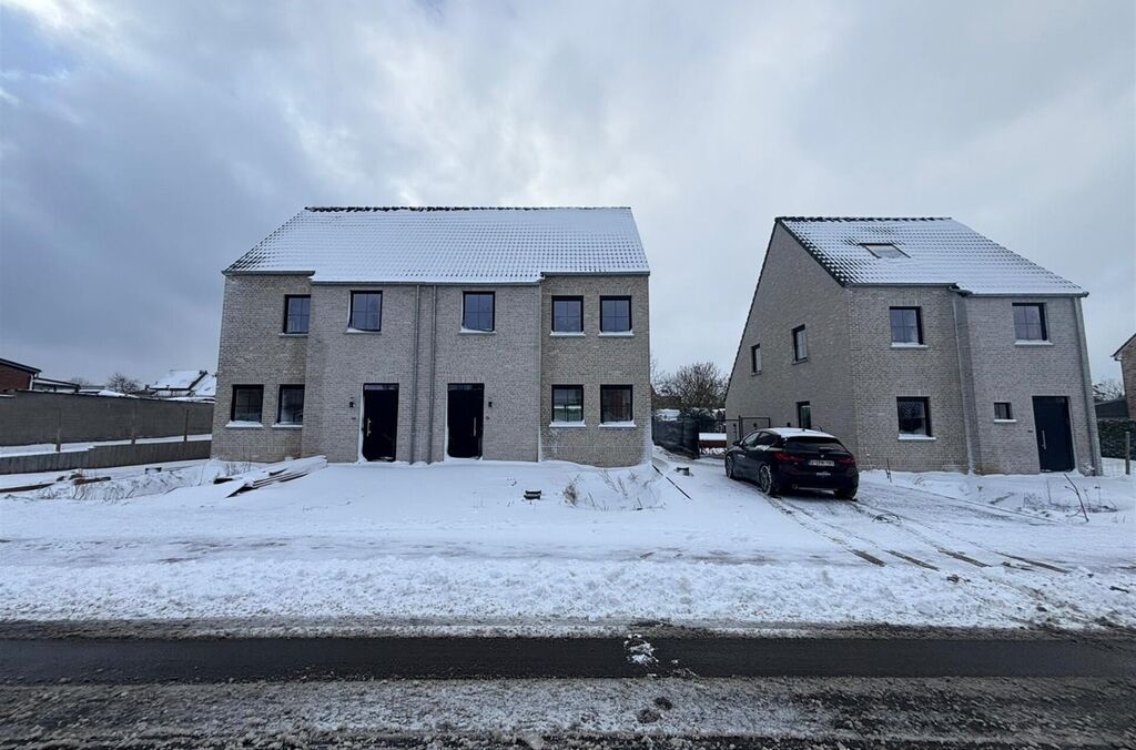 Maison &agrave; louer &agrave; OPWIJK