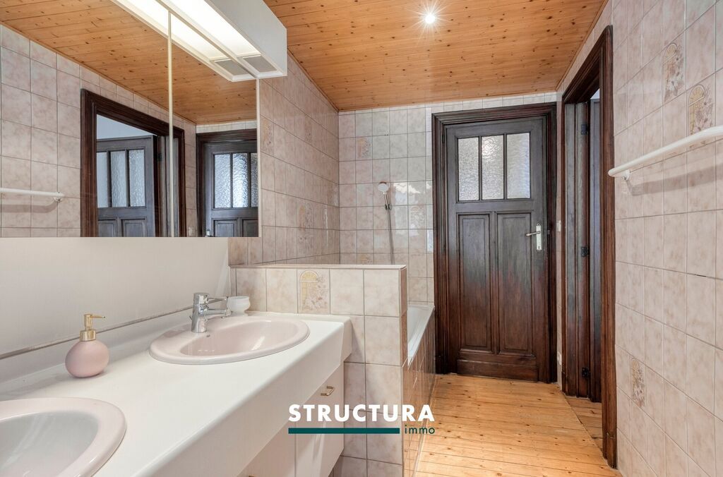 Maison &agrave; vendre &agrave; BERCHEM-SAINTE-AGATHE
