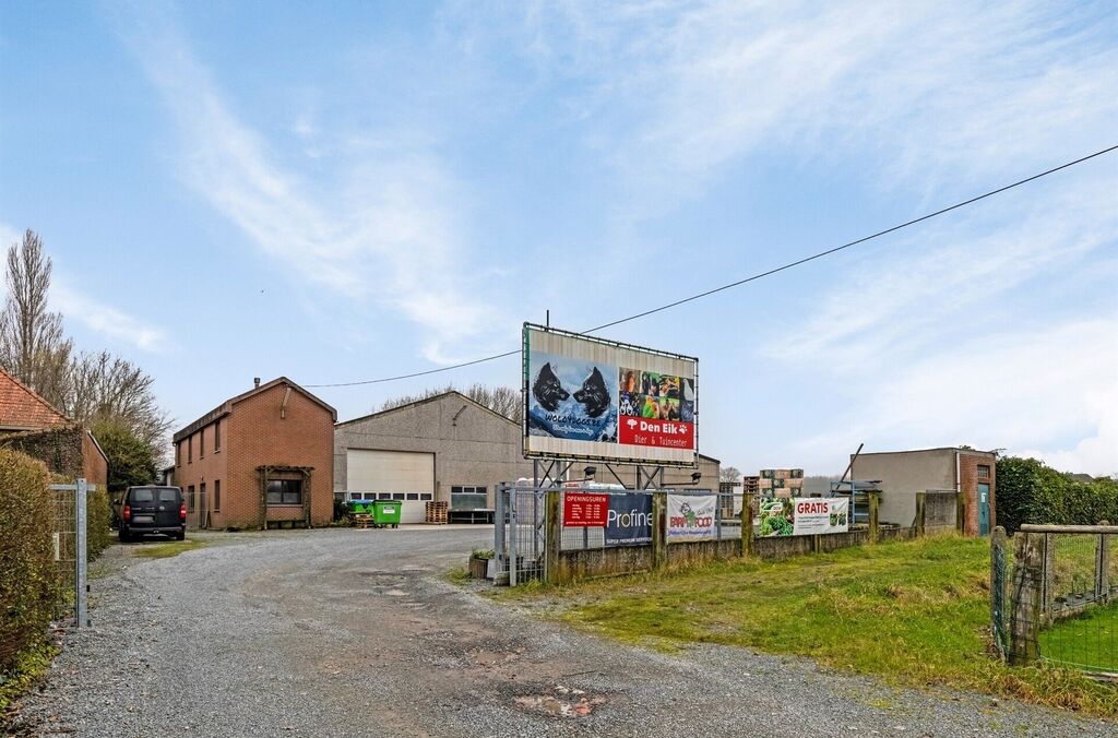 Maison avec atelier à vendre à MERCHTEM