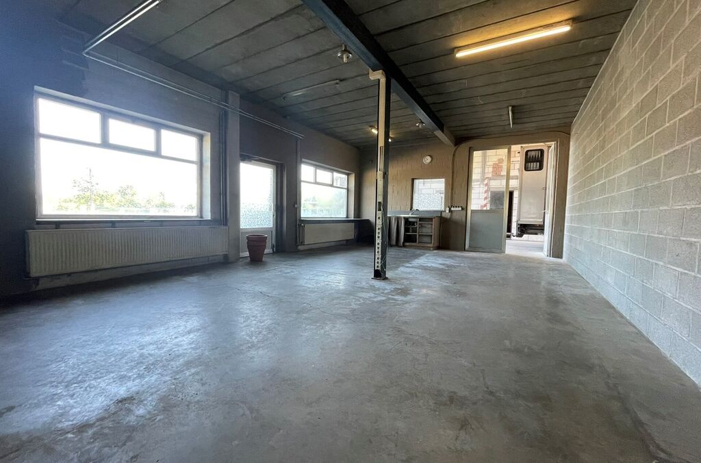 Maison avec atelier à vendre à MERCHTEM
