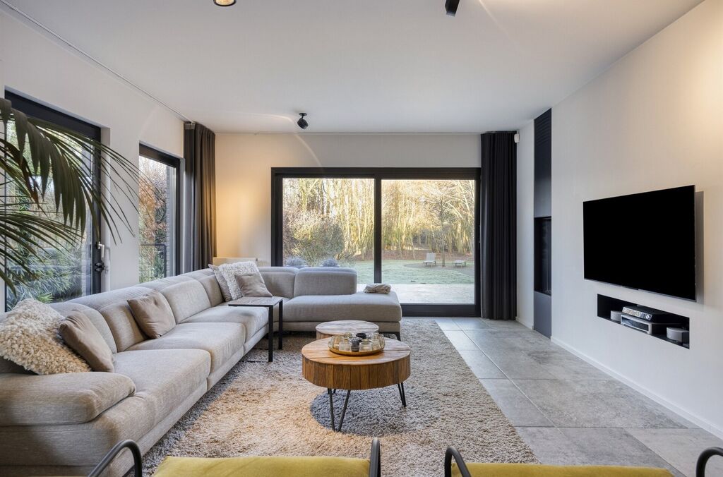 Moderne villa te koop in MOLLEM