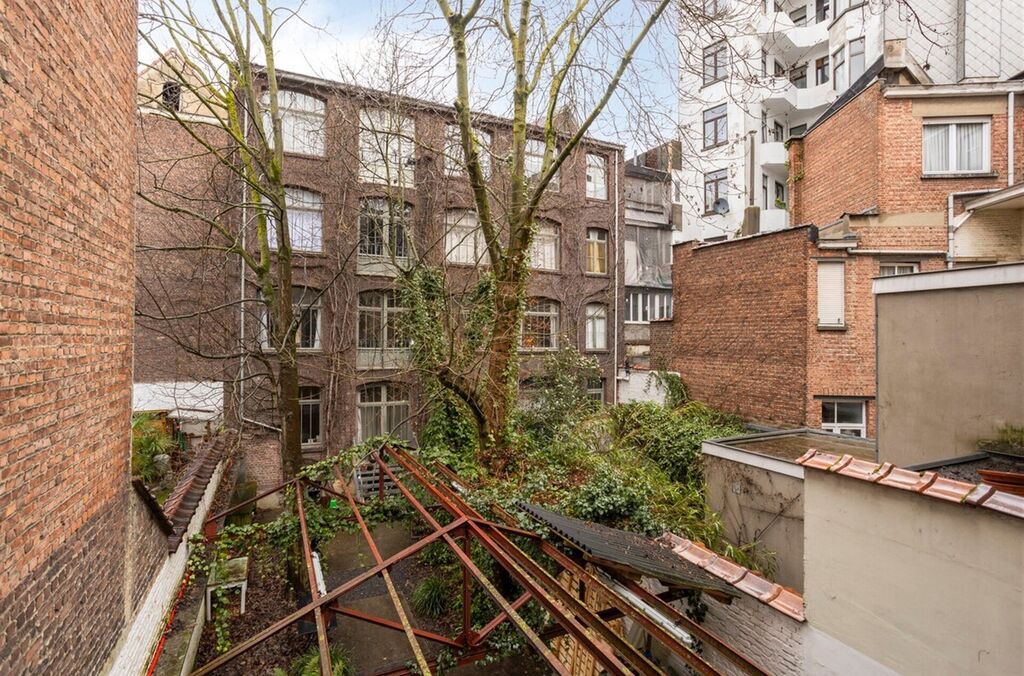 Opbrengst te koop in SINT-JANS-MOLENBEEK
