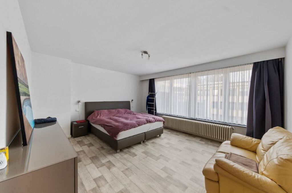 Opbrengsteigendom te koop in ASSE