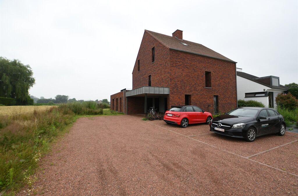 Rez-de-Chauss&eacute;e &agrave; louer &agrave; PAMEL