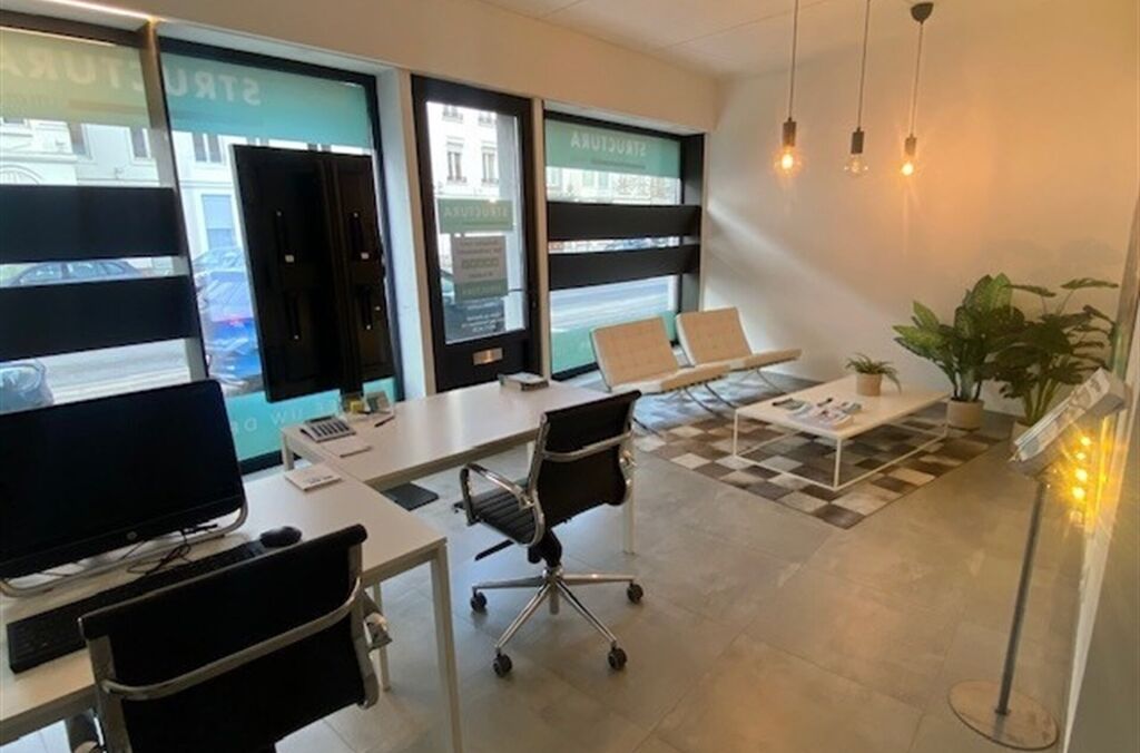 Rez-de-chauss&eacute;e commercial &agrave; louer &agrave; AALST