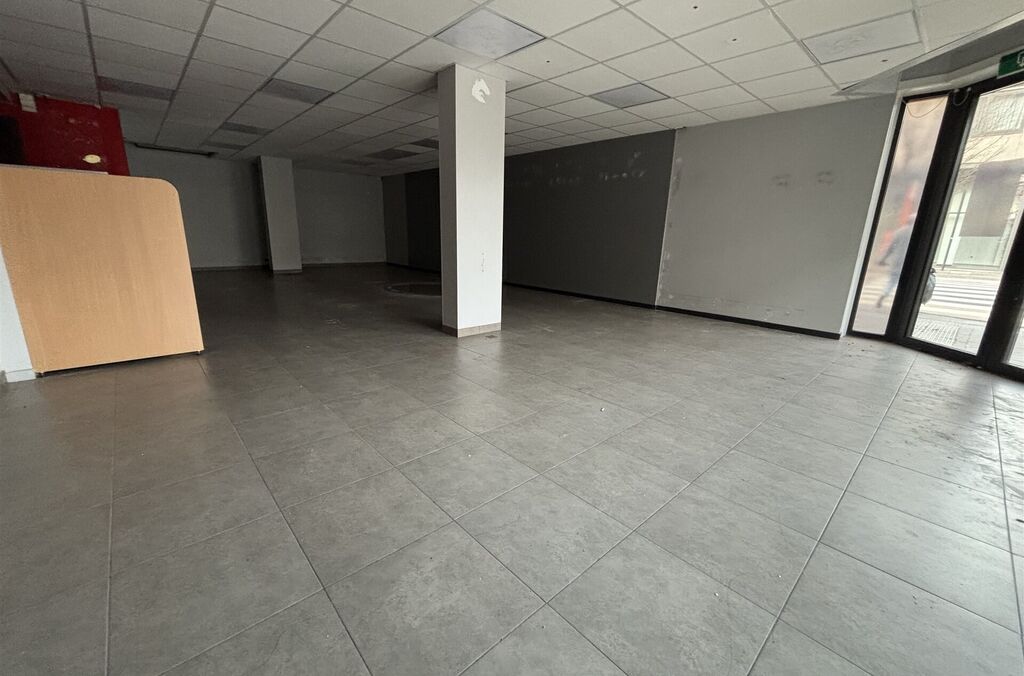 Rez-de-chauss&eacute;e commercial &agrave; louer &agrave; AALST