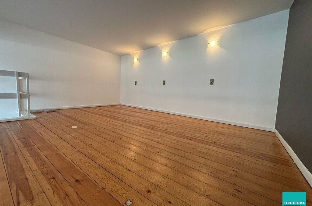 Rez-de-chaussée commercial à louer à STROMBEEK-BEVER