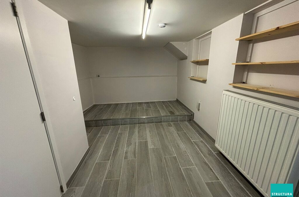Rez-de-chaussée commercial à louer à STROMBEEK-BEVER