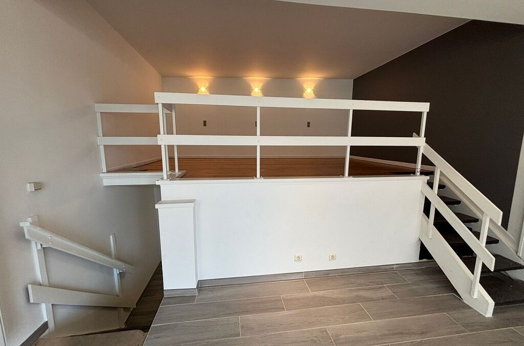 Rez-de-chaussée commercial à louer à STROMBEEK-BEVER
