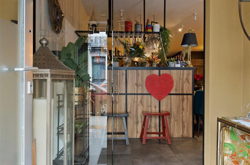 Rez-de-chaussée commercial à vendre à MERCHTEM