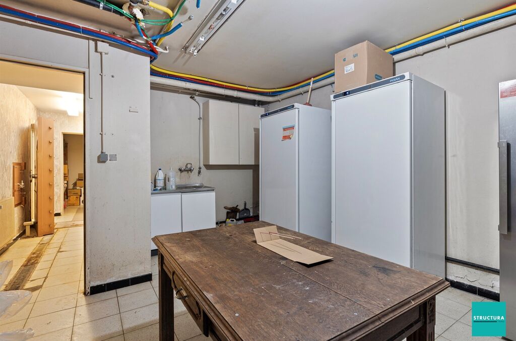 Rez-de-chaussée commercial à vendre à MERCHTEM