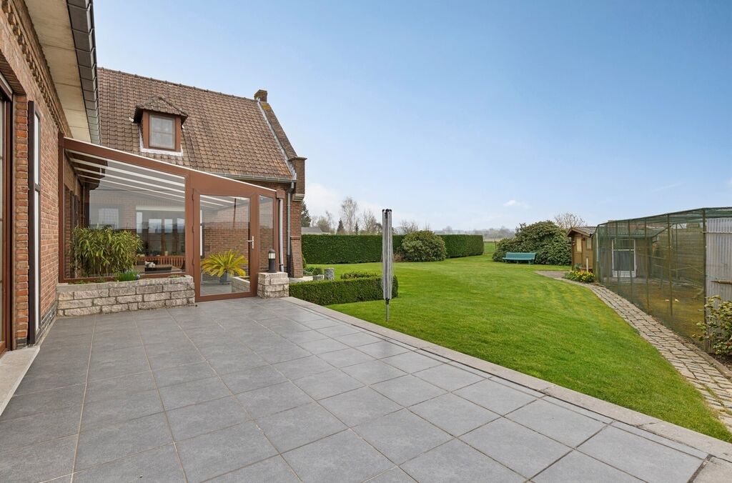 Villa te koop in MERCHTEM