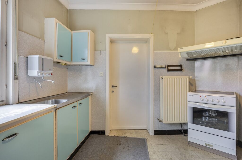 Woning met loods te koop in KAPELLE-OP-DEN-BOS