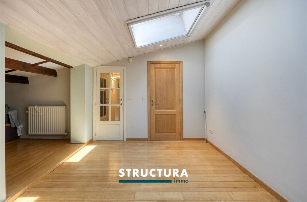 Woning met loods te koop in LEBBEKE