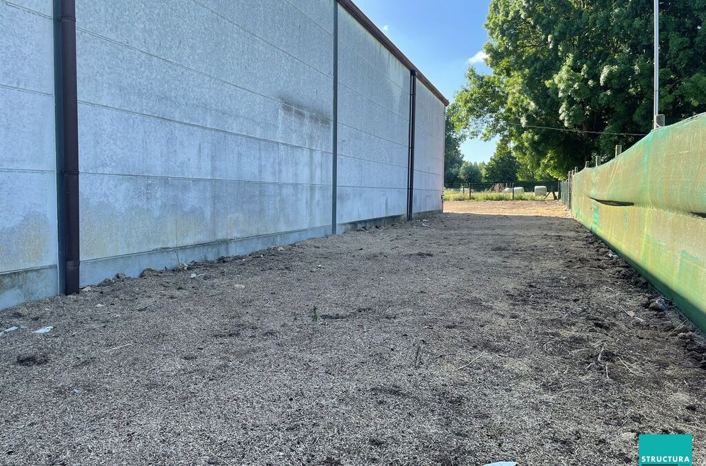 Woning met loods te koop in MERCHTEM